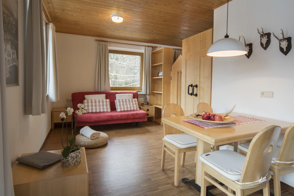 Residence Veider Rasùn di Sotto Rum bild